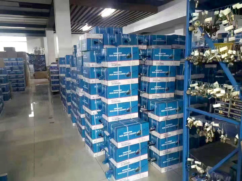 JINAN HOWOSTAR AUTO PARTS CO.,LTD línea de producción de fábrica